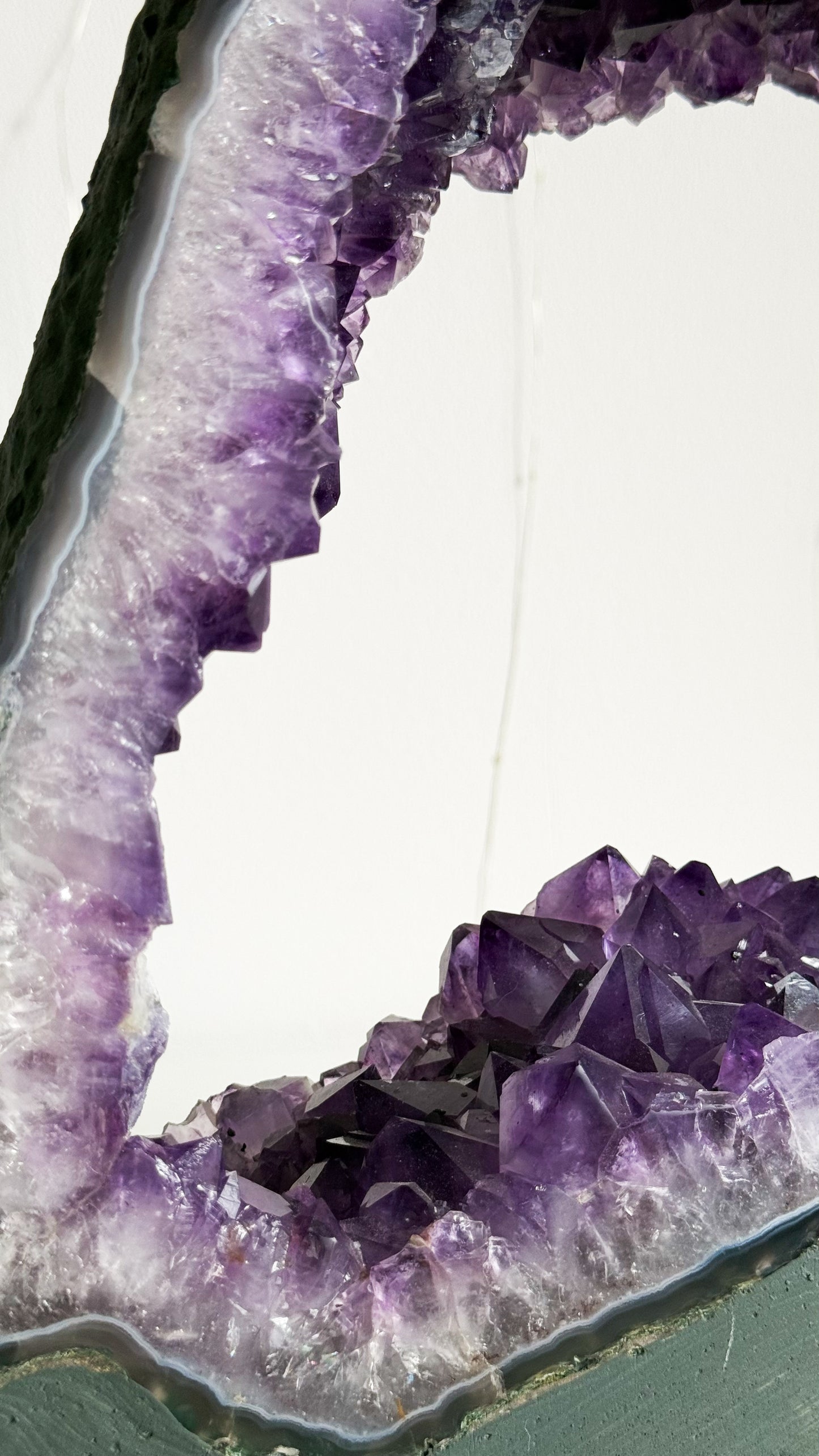 Amethyst Window 10KG