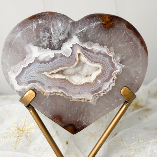 Sugar Druzy Agate Heart & Custom Stand