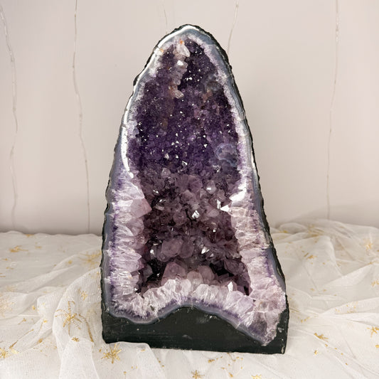 Amethyst Galaxy Cathedral 12KG