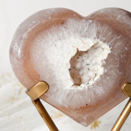 Sugar Druzy Agate Heart & Custom Stand